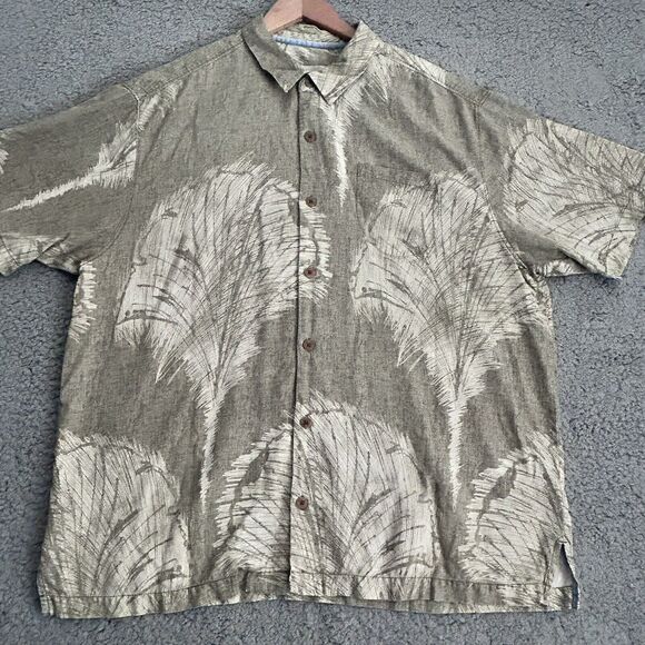 Tommy Bahama Mens XL Shirt Silk Green Ivory Print Button Down Short Sleeve - Picture 1 of 16